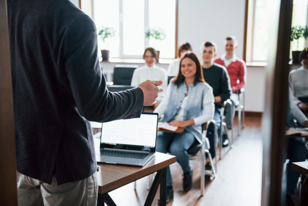 O ensino da integridade na graduação e seu efeito como transformador social